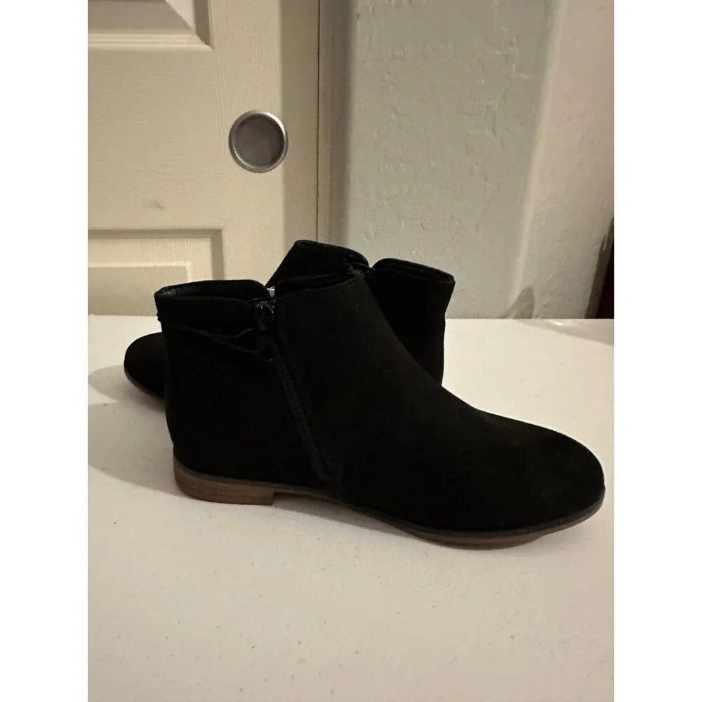 Cat & Jack Toddler Penelope Faux Suede Ankle Boots size 9 NWT